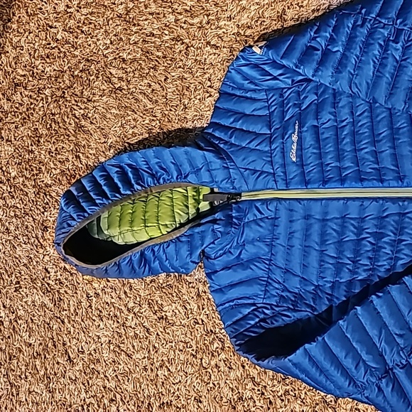 YOUTH Eddie Bauer-First Ascent-Cirrus Lite Down Jacket, Blue, Size 10 (Medium) - Picture 1 of 8